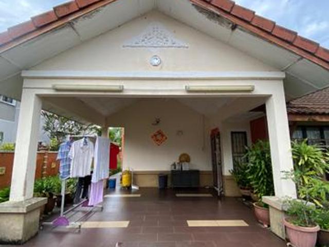 Bungalow for sale in Sendayan Village, Negeri Sembilan