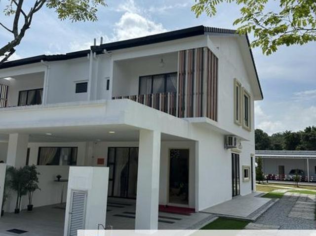 House for sale in Sendayan Village, Negeri Sembilan