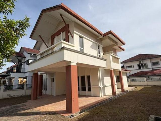 Residential House for sale in Sendayan Village, Negeri Sembilan