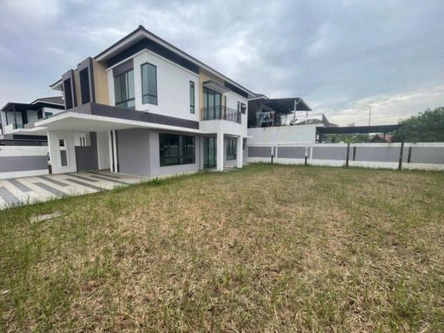 Residential House for sale in Sendayan Village, Negeri Sembilan