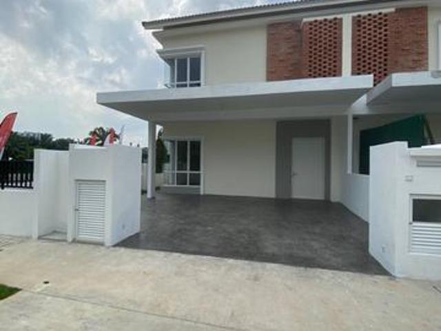 Terraced House for sale in Sendayan Village, Negeri Sembilan
