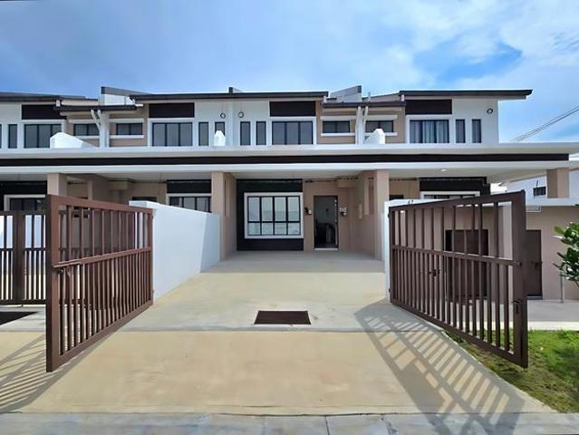 Terraced House for sale in Sendayan Village, Negeri Sembilan