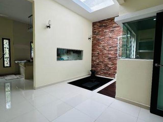Residential House for sale in Sendayan Village, Negeri Sembilan