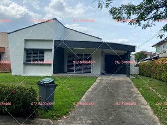 Residential House for sale in Sendayan Village, Negeri Sembilan