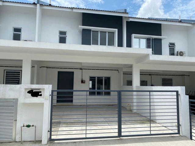 Terraced House for sale in Sendayan Village, Negeri Sembilan