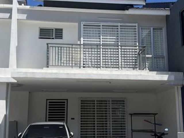 House for sale in Sendayan Village, Negeri Sembilan
