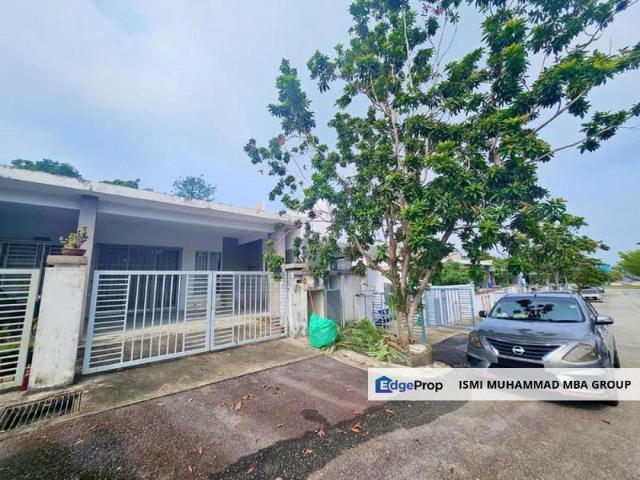 House for sale in Sendayan Village, Negeri Sembilan