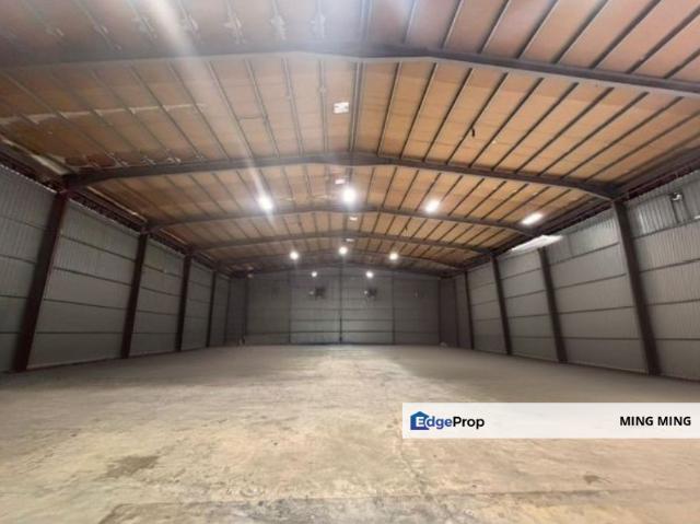 Warehouse for rent in Sendayan Village, Negeri Sembilan