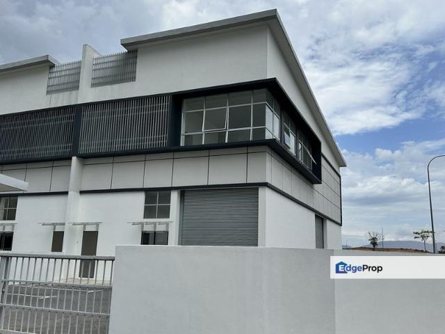Warehouse for rent in Sendayan Village, Negeri Sembilan