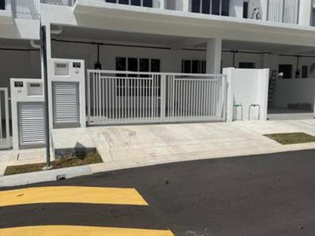 Terraced House for rent in Sendayan Village, Negeri Sembilan