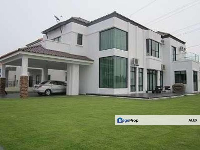 House for sale in Sendayan Village, Negeri Sembilan