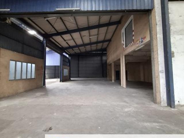 Warehouse for rent in Sendayan Village, Negeri Sembilan