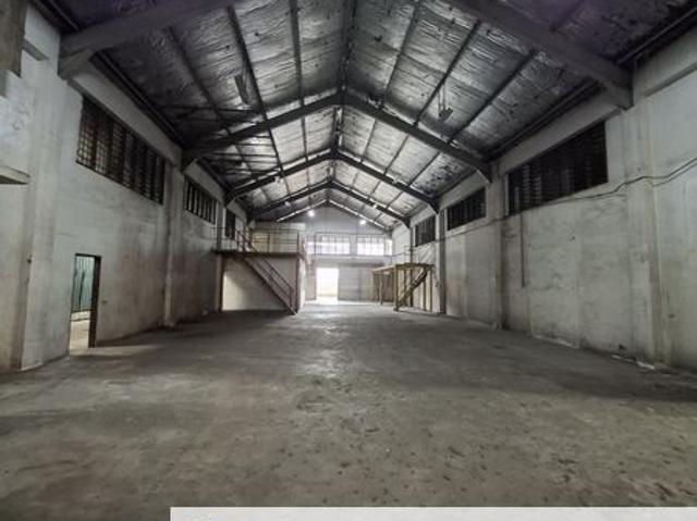Warehouse for rent in Sendayan Village, Negeri Sembilan