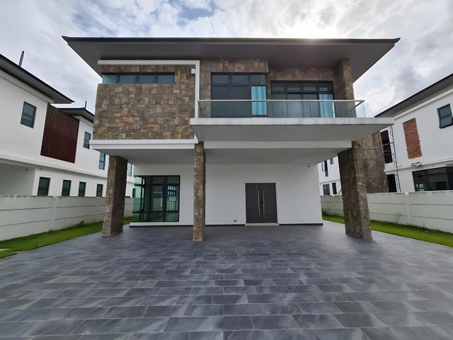Bungalow for sale in Sendayan Village, Negeri Sembilan