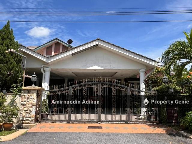 Residential House for sale in Sendayan Village, Negeri Sembilan