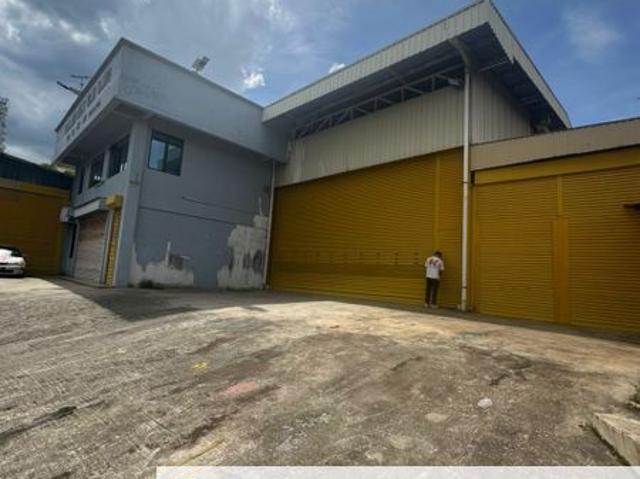 Warehouse for rent in Sendayan Village, Negeri Sembilan