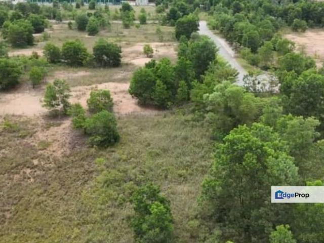 Warehouse for sale in Sendayan Village, Negeri Sembilan