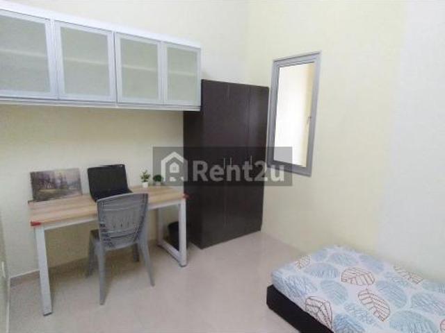 Room for rent in Sendayan Village, Negeri Sembilan
