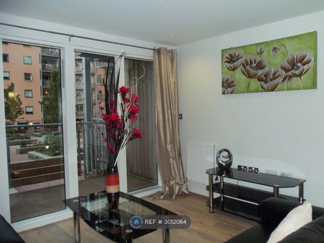 Apartment for rent in East Greenwich, Greater London