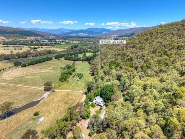 Cottage for sale in Eurobin, Victoria