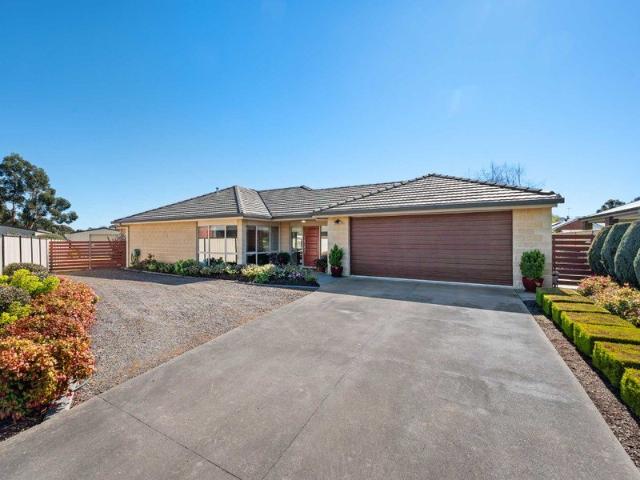 House for sale in Hamilton, Victoria