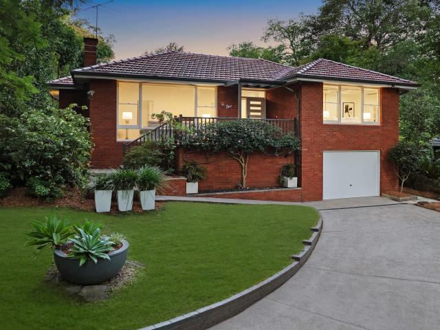 House for sale in Beecroft