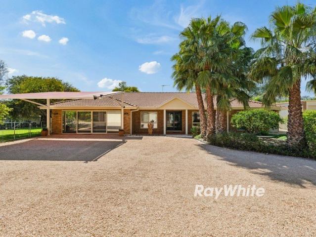 House for sale in Cabarita, Victoria