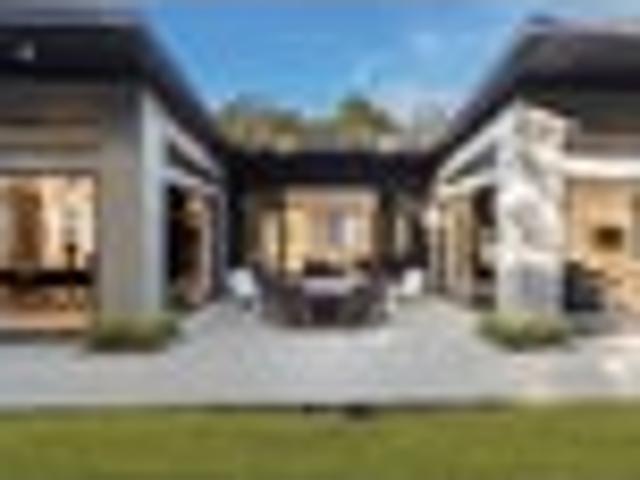 House for sale in Otakou