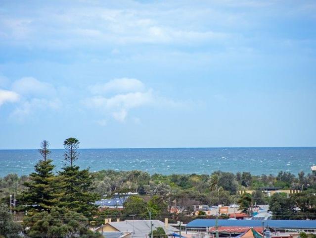 Land for sale in Lakes Entrance, Victoria