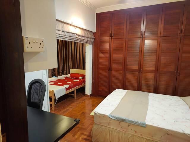 Room for rent