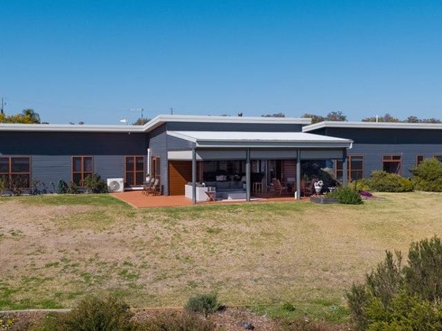 Cottage for sale in Inverell, New South Wales