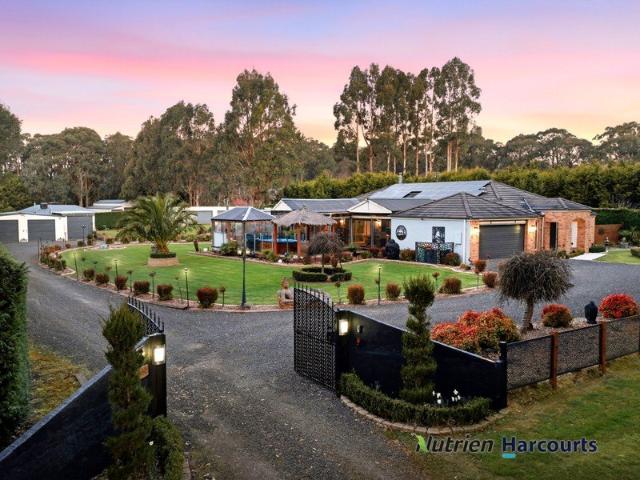 House for sale in Kinglake West, Victoria