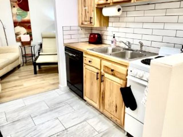 Room for rent in Washington