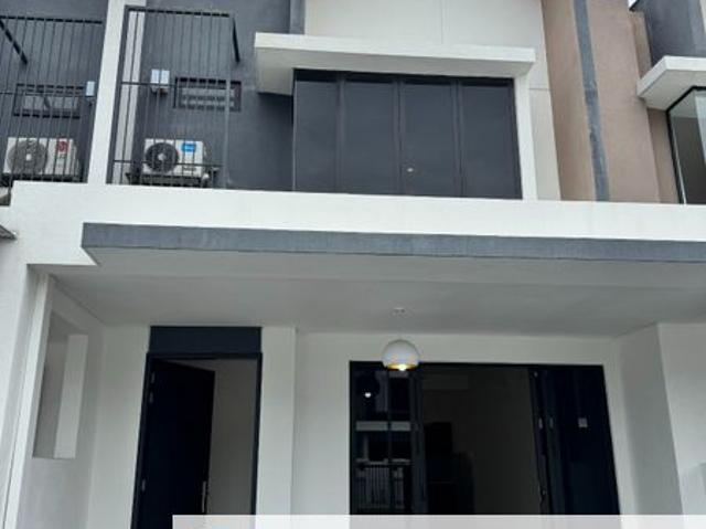 House for sale in Bandar Serenia, Sepang
