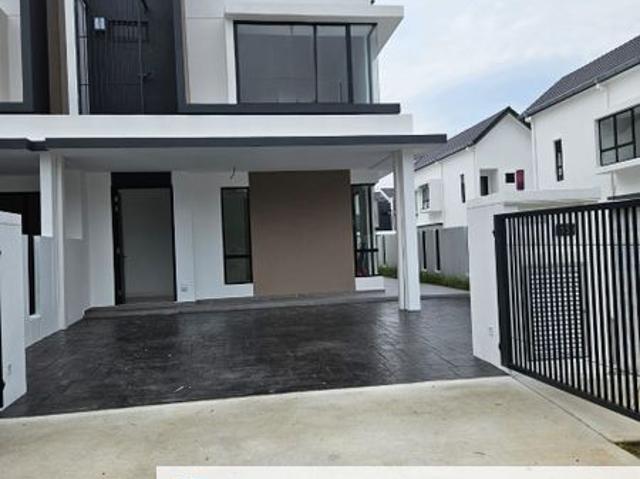 House for sale in Bandar Serenia, Sepang