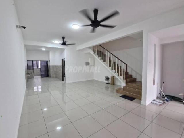 Apartment for rent in Tanjong Sepat, Selangor