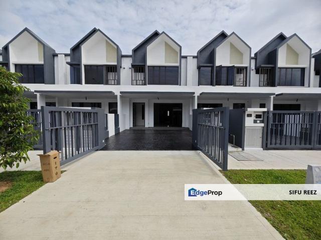 House for sale in Tanjong Sepat, Selangor