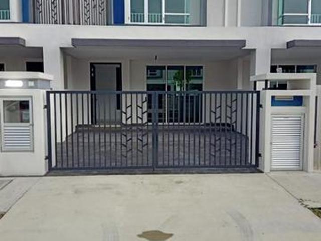 Terraced House for sale in Sepang, Tanjong Sepat