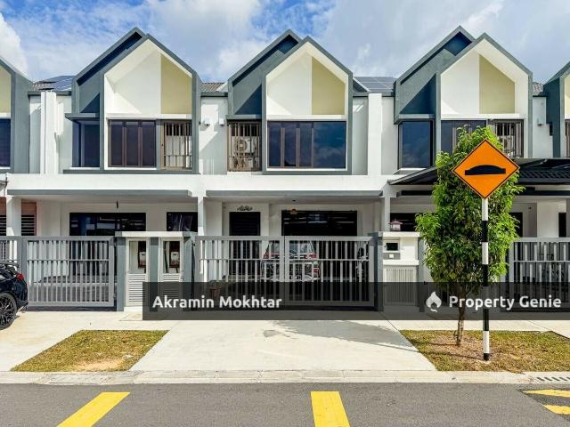 Terraced House for sale in Tanjong Sepat, Selangor
