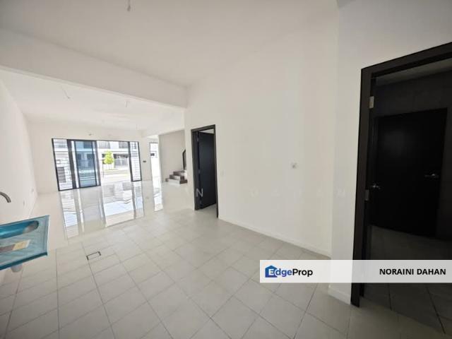 House for sale in Tanjong Sepat, Selangor