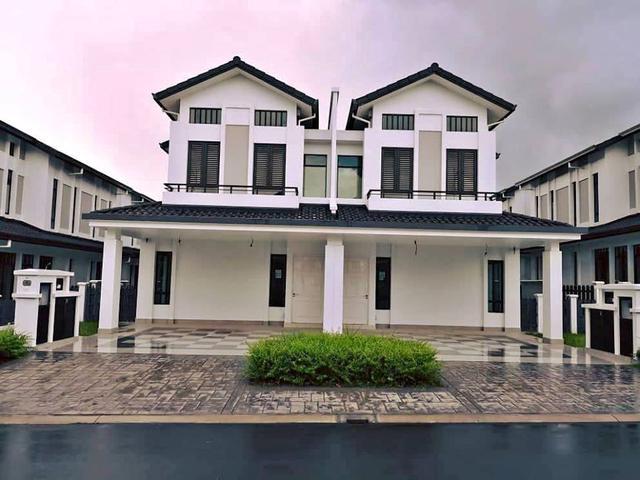 Terraced House for sale in Tanjong Sepat, Selangor