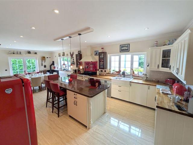 Detached House for sale in Loch Garman, North Tipperary