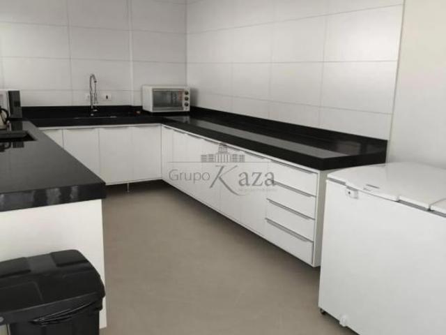 Apartamento venda em Região Imediata de São José dos Campos, Região Metropolitana do Vale do Paraíba e Litoral Norte