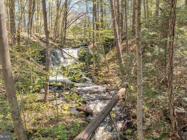 Land for sale in Stroudsburg, Pennsylvania