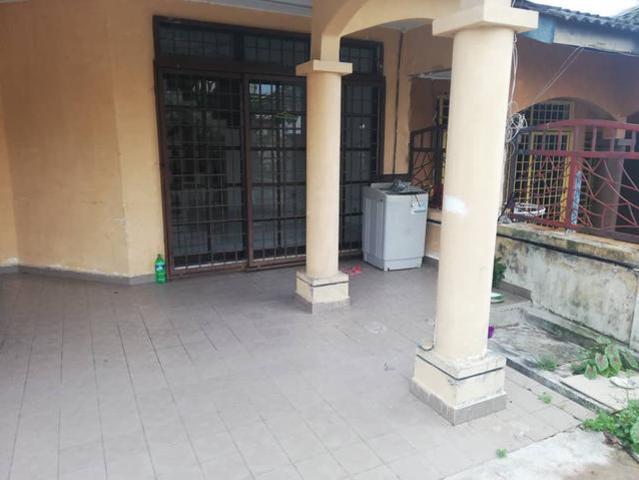 Terraced House for sale in Ulu Tiram, Johor