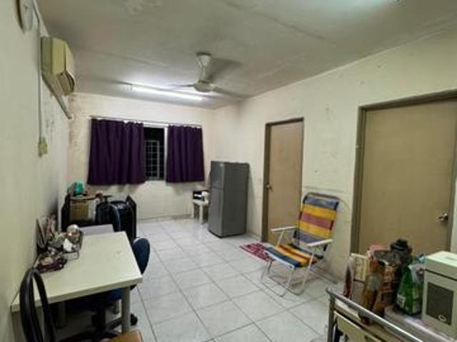 Apartment for sale in Petaling, Damansara Damai