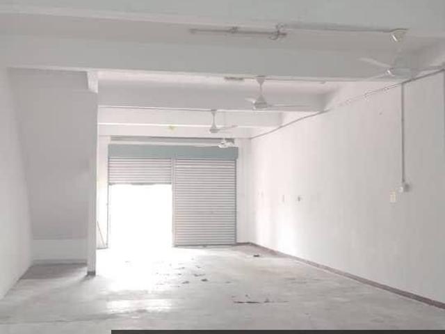 Shop Office for sale in RPT Sengat, Majlis Bandaraya Ipoh