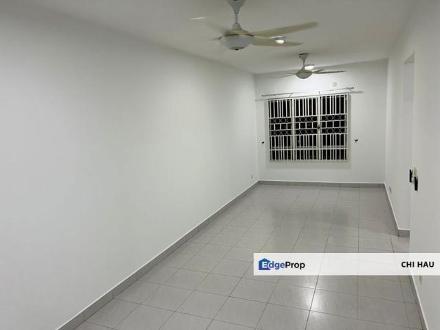 Condominium for sale in Petaling, Alam Impian