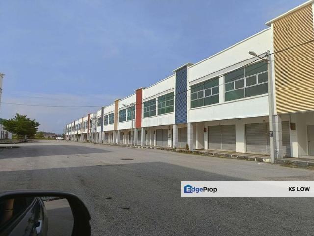 Shop for sale in Perak