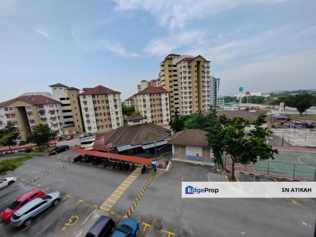 Condominium for sale in Petaling, Alam Impian